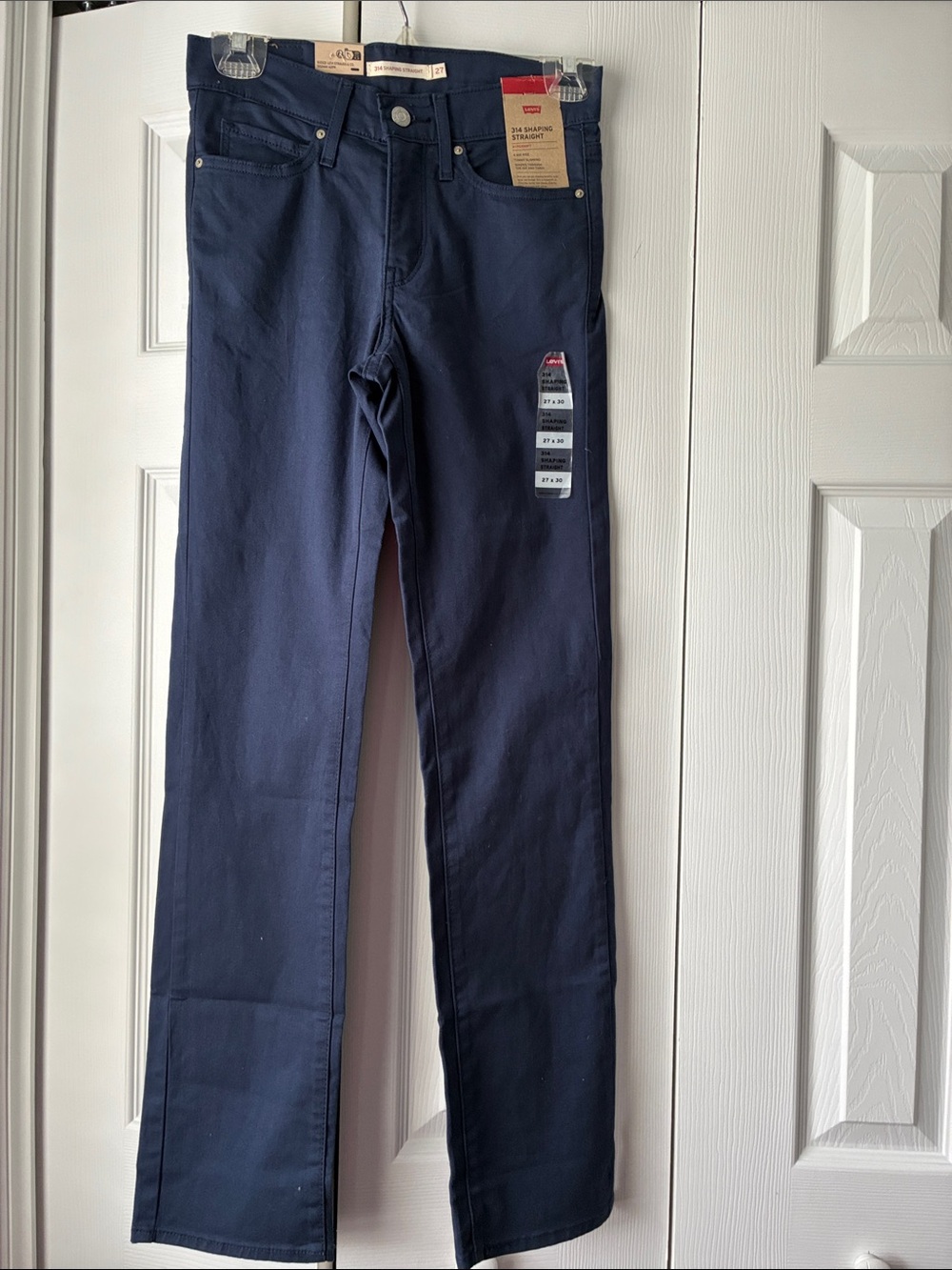 Levi’s Navy Mid-Rise Straight Leg Pants